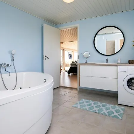 6 Person In Hébergement de vacances *